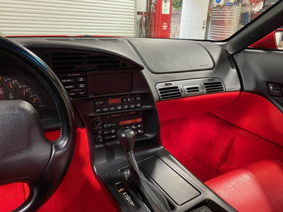1994 Chevrolet Corvette C4 - Image 27 of 31