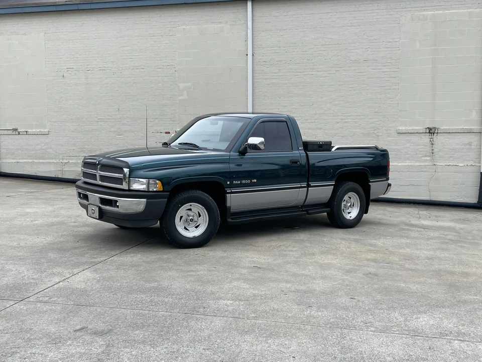 1994 Dodge Ram 2nd Gen - Image 3 of 31