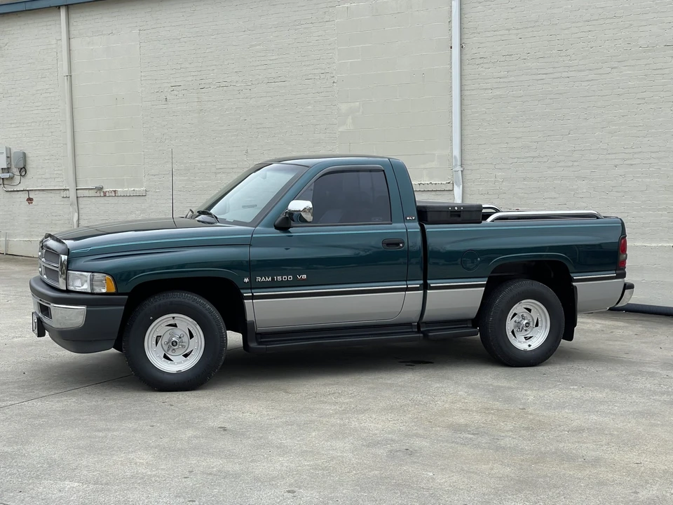 1994 Dodge Ram 2nd Gen - Image 2 of 31