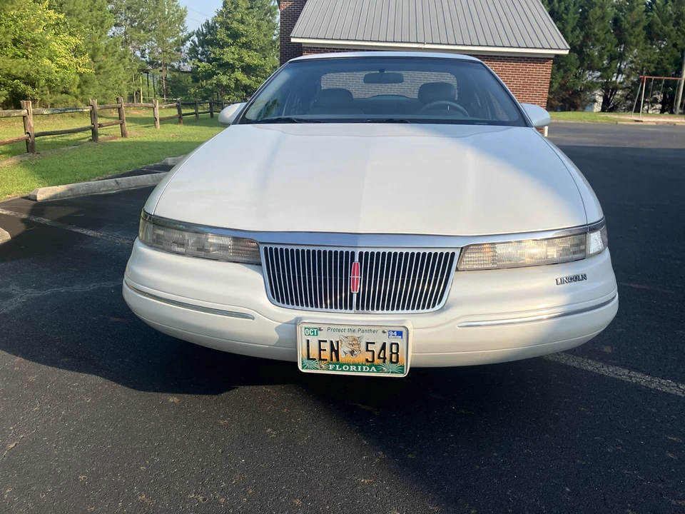 1994 Lincoln Continental 8th Gen - Image 14 of 31