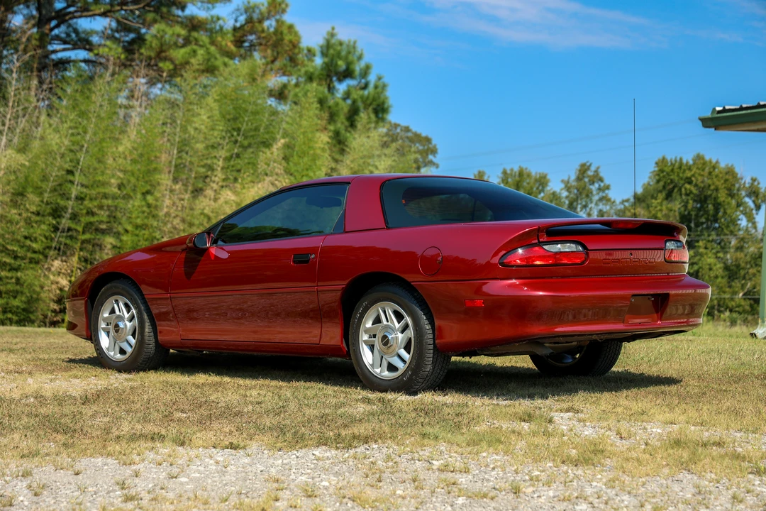 1995 Chevrolet Camaro 4th Gen - Image 8 of 31