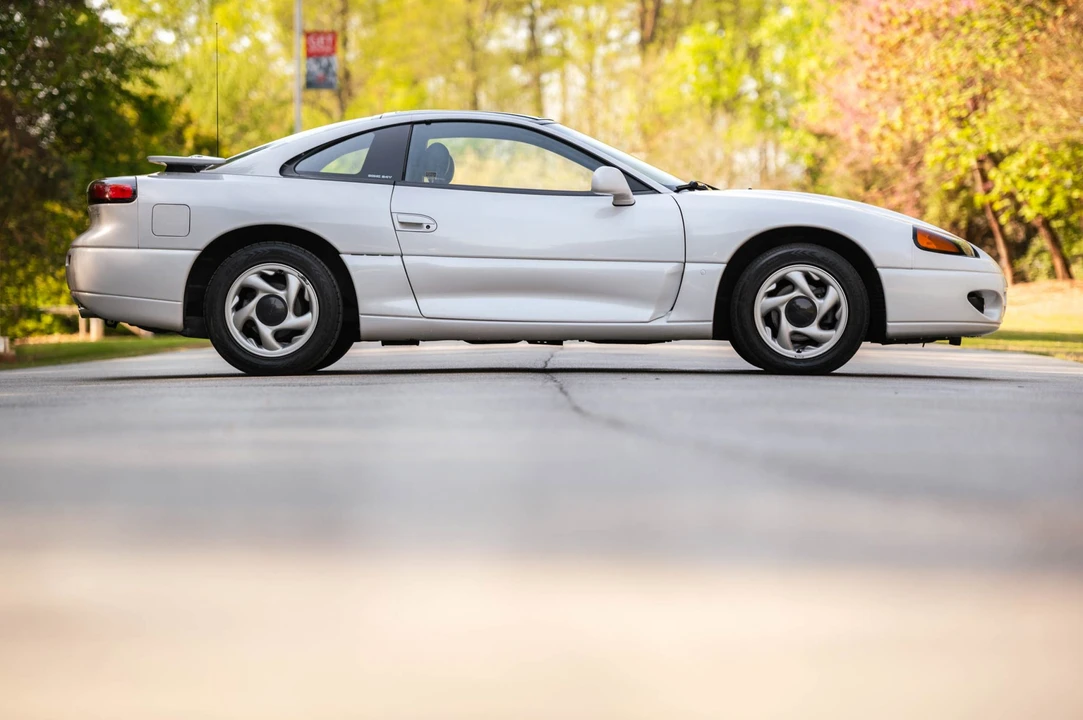 1995 Dodge Stealth - Image 12 of 31