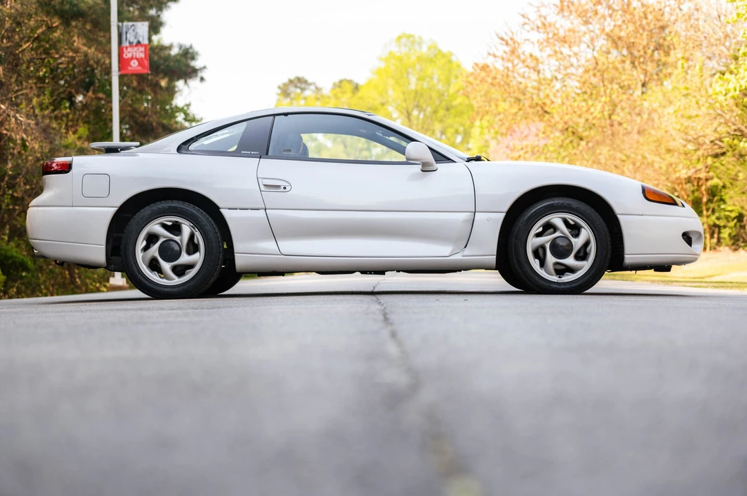1995 Dodge Stealth - Image 13 of 31