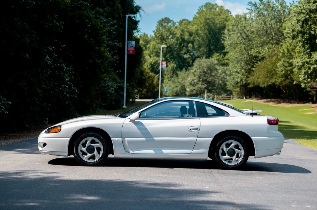 1995 Dodge Stealth - Image 13 of 31