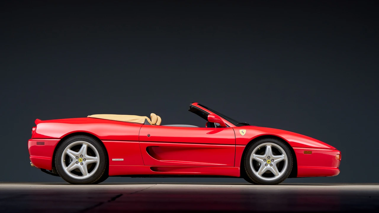 1995 Ferrari F355 Spider - Image 13 of 31