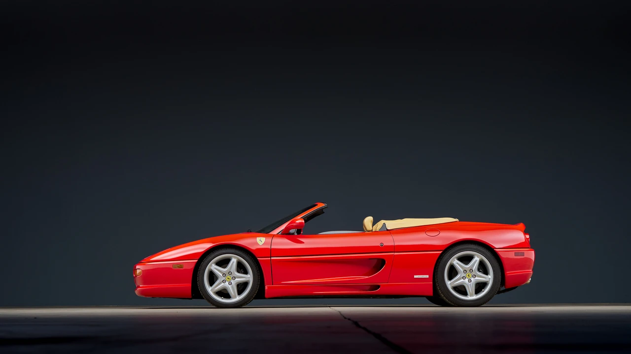 1995 Ferrari F355 Spider - Image 24 of 31