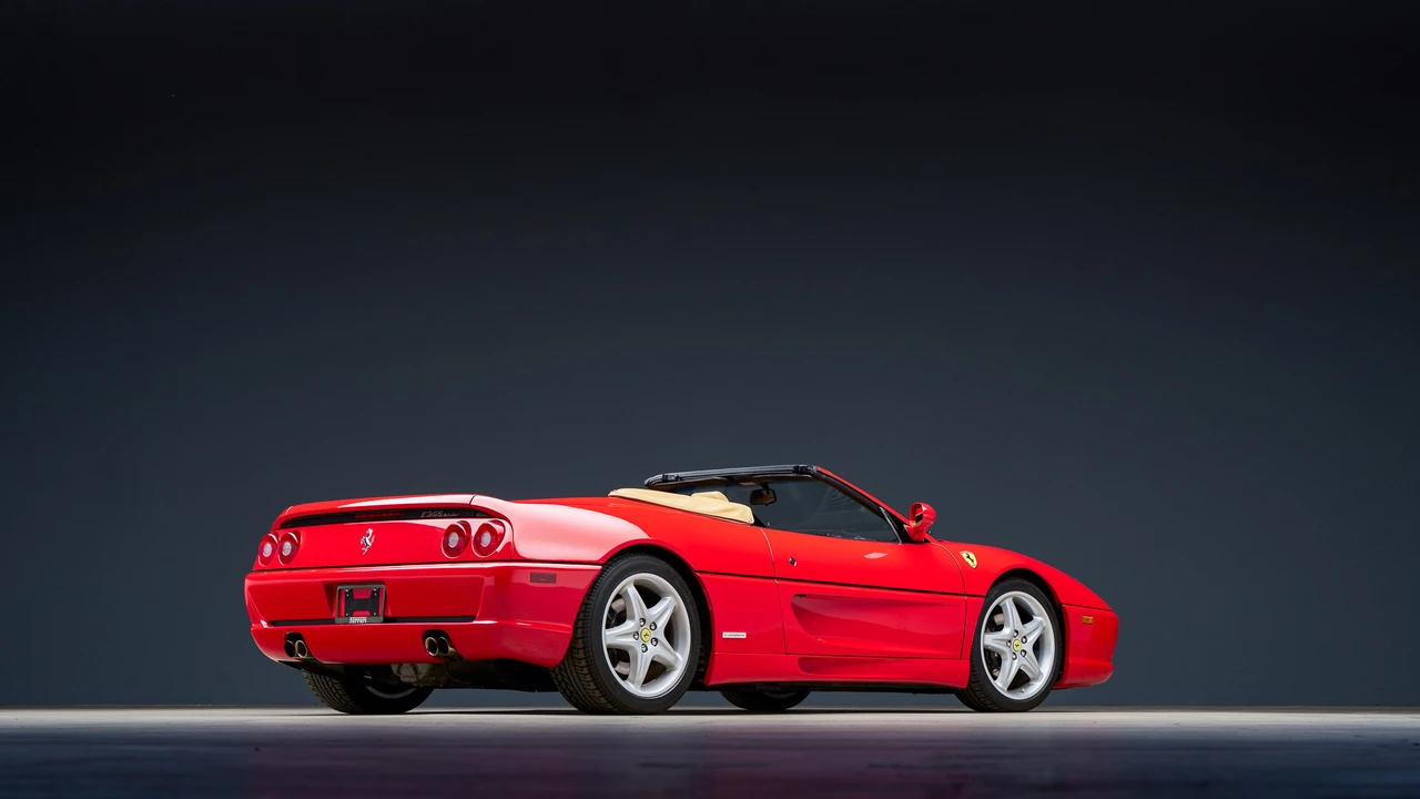 1995 Ferrari F355 Spider - Image 16 of 31