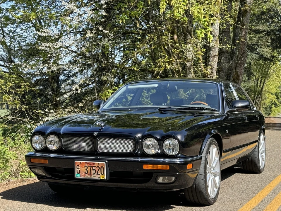 1995 Jaguar X300 XJ - Image 10 of 31