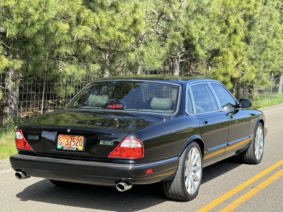 1995 Jaguar X300 XJ - Image 18 of 31