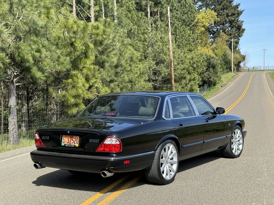 1995 Jaguar X300 XJ - Image 20 of 31