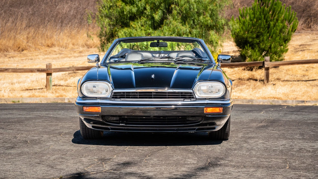 1995 Jaguar XJS Convertible - Image 5 of 31