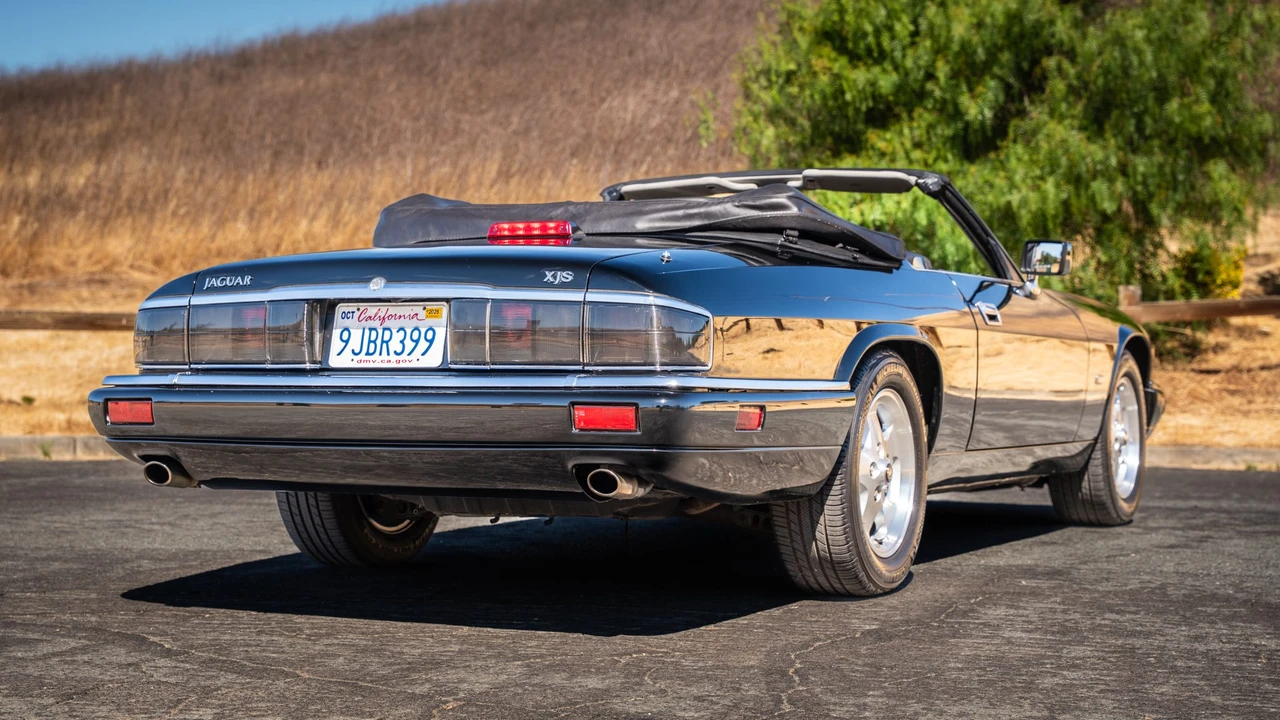 1995 Jaguar XJS Convertible - Image 12 of 31