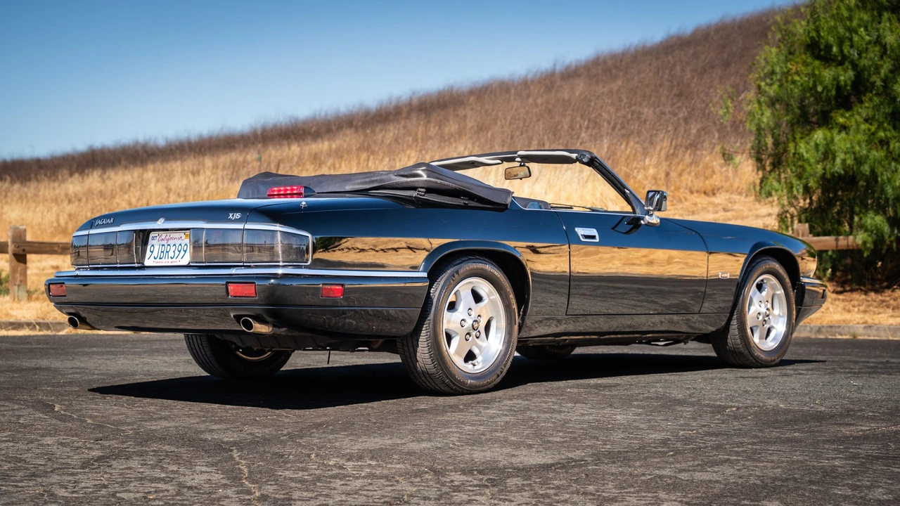 1995 Jaguar XJS Convertible - Image 13 of 31