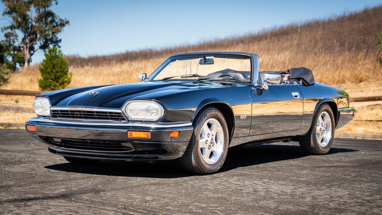 1995 Jaguar XJS Convertible - Image 6 of 31