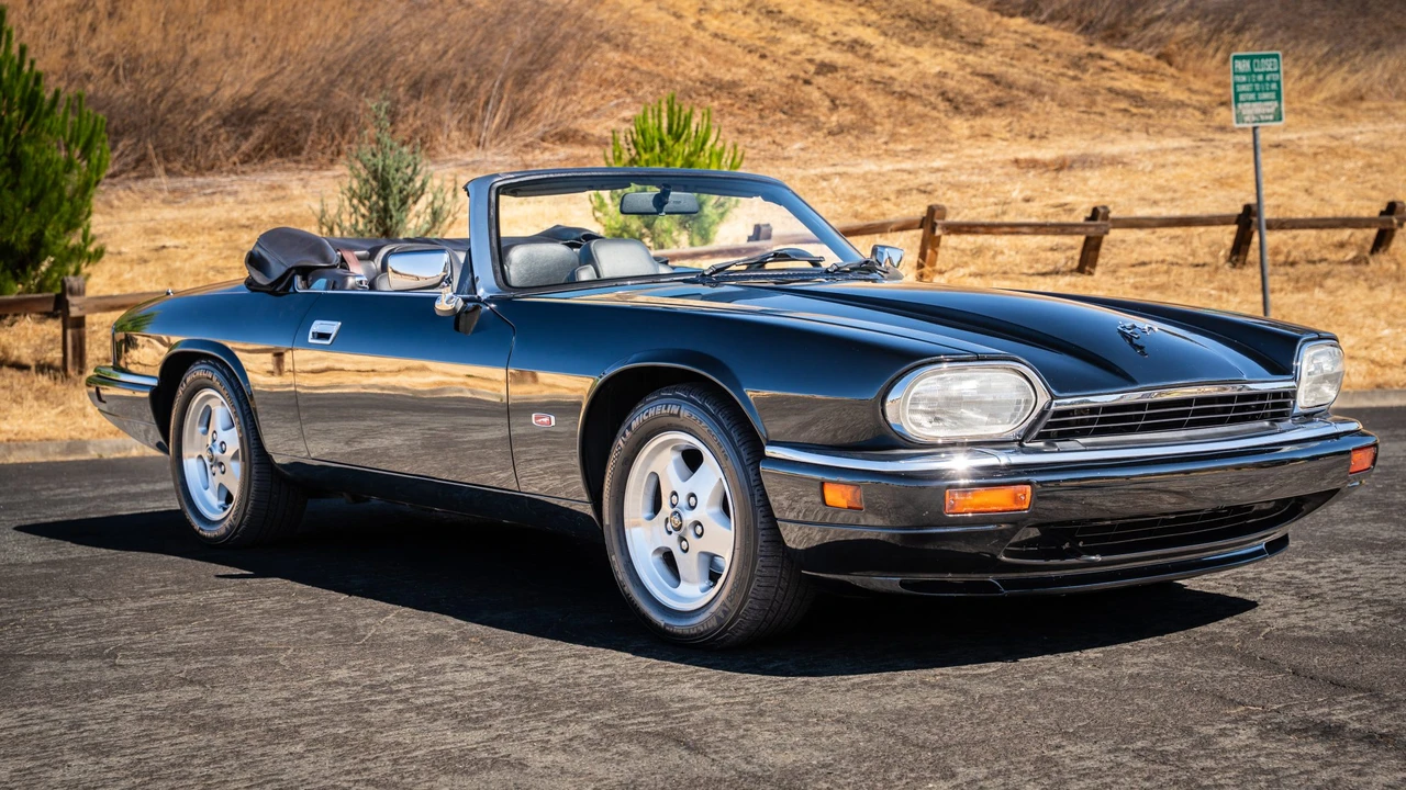 1995 Jaguar XJS Convertible - Image 4 of 31