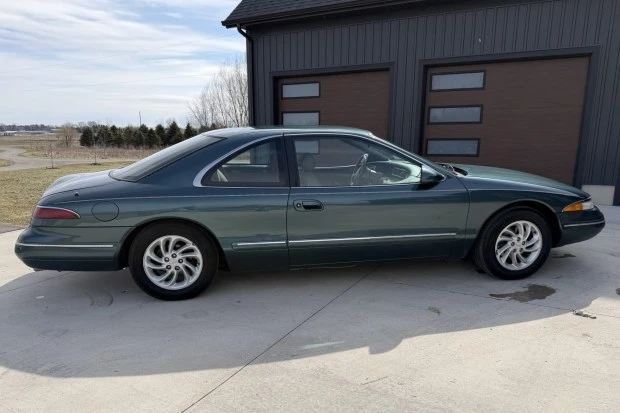1995 Lincoln Continental Mark VIII - Image 3 of 7