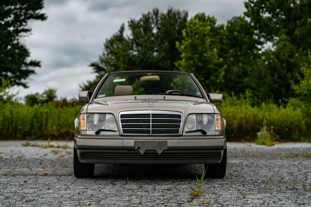 1995 Mercedes-Benz W124 E-Class - Image 3 of 31
