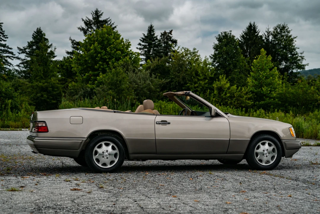 1995 Mercedes-Benz W124 E-Class - Image 15 of 31