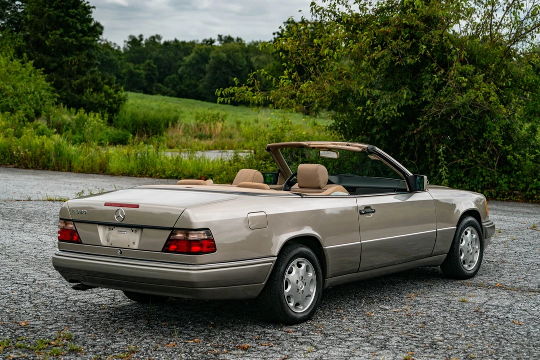 1995 Mercedes-Benz W124 E-Class - Image 16 of 31