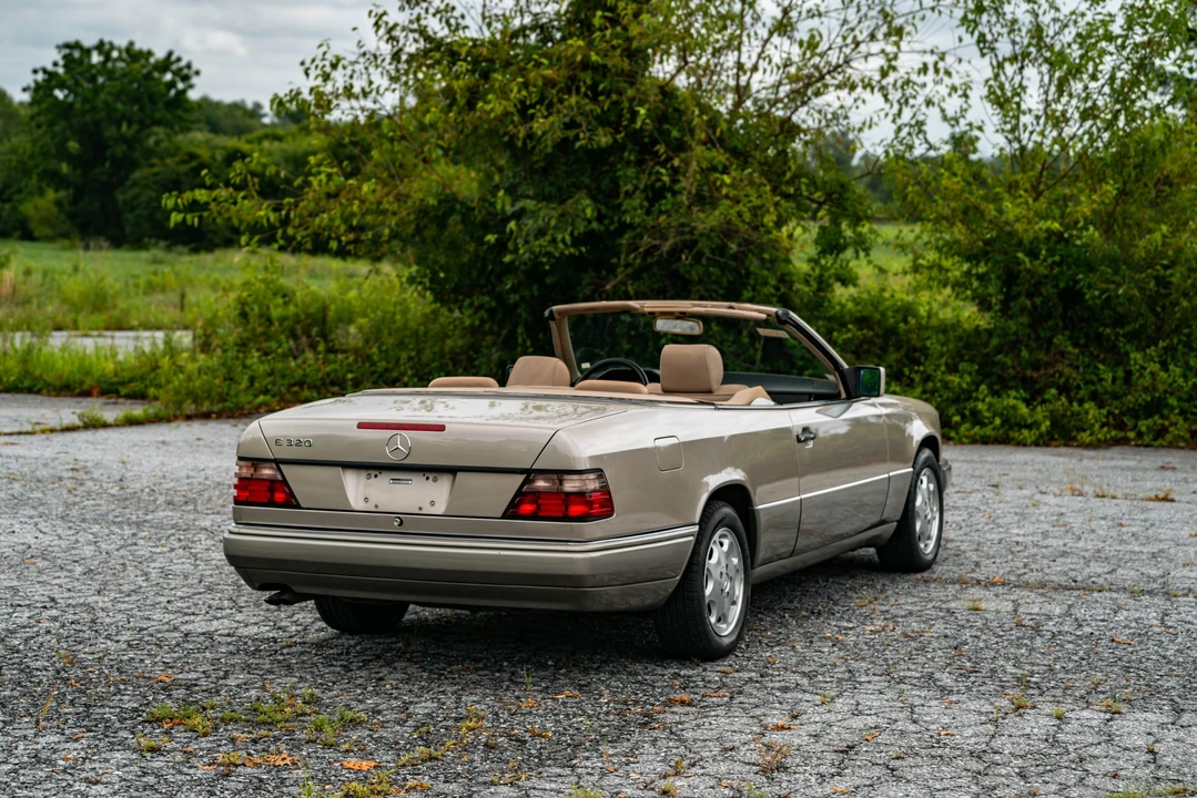 1995 Mercedes-Benz W124 E-Class - Image 19 of 31