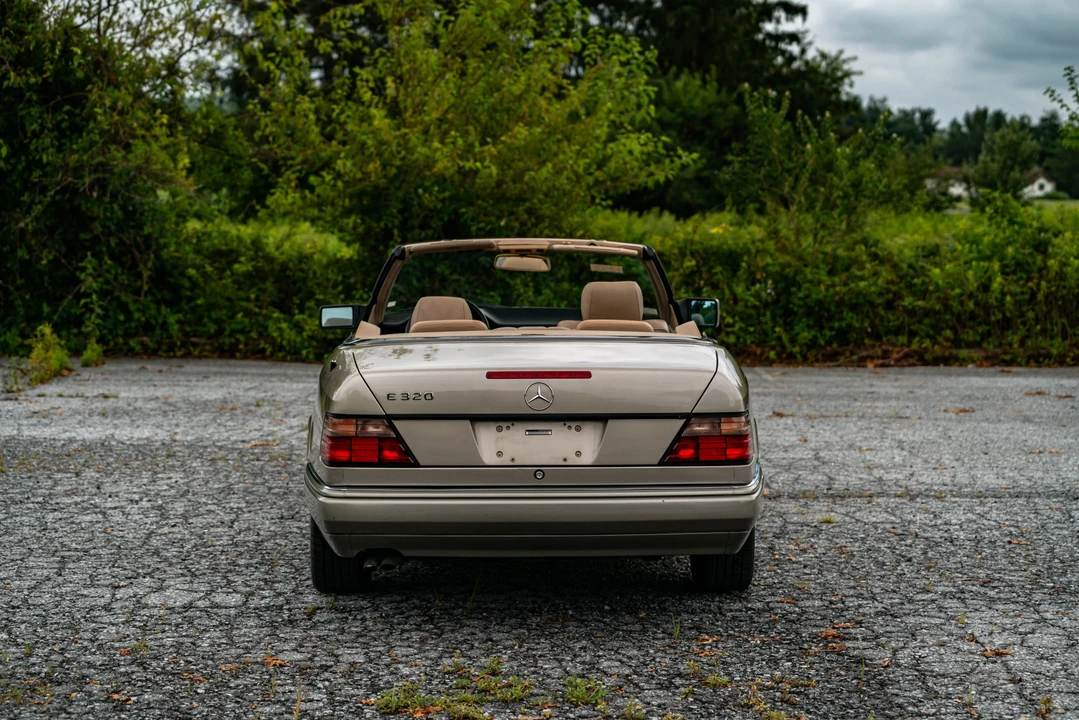 1995 Mercedes-Benz W124 E-Class - Image 23 of 31