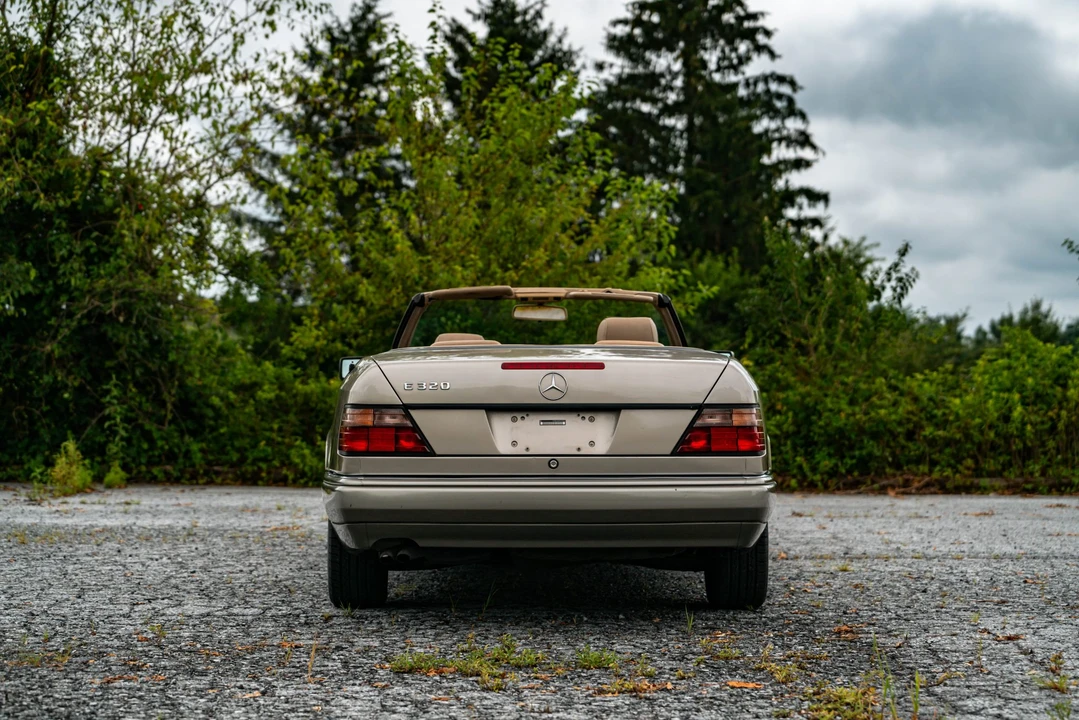 1995 Mercedes-Benz W124 E-Class - Image 24 of 31