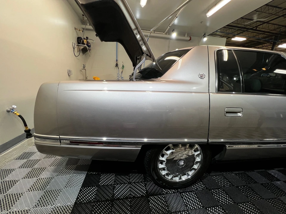 1996 Cadillac DeVille 7th Gen - Image 27 of 31
