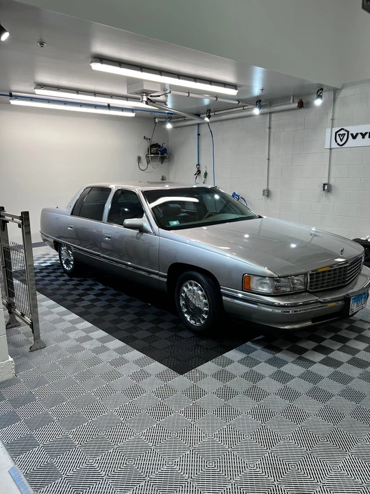 1996 Cadillac DeVille 7th Gen - Image 18 of 31