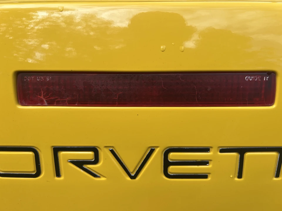 1996 Chevrolet Corvette C4 - Image 24 of 31