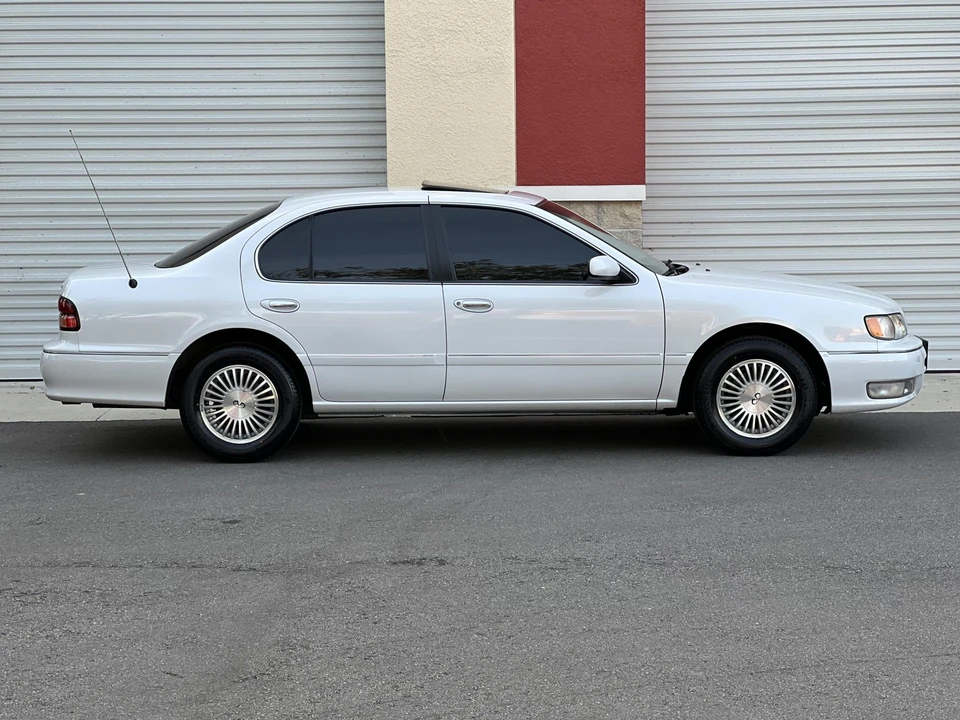 1996 Infiniti I30 1st Gen - Image 13 of 31