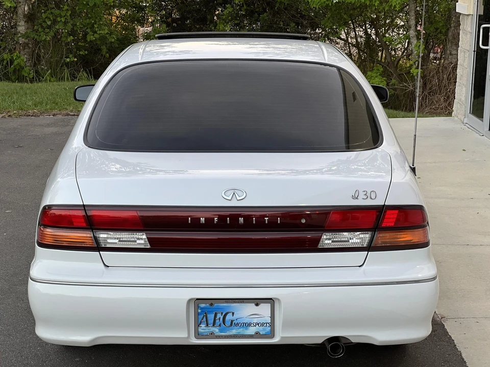 1996 Infiniti I30 1st Gen - Image 22 of 31