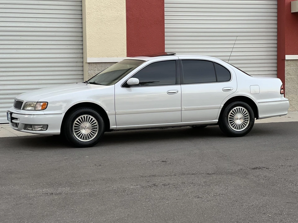 1996 Infiniti I30 1st Gen - Image 31 of 31