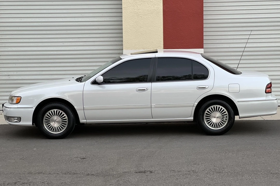 1996 Infiniti I30 1st Gen - Image 30 of 31