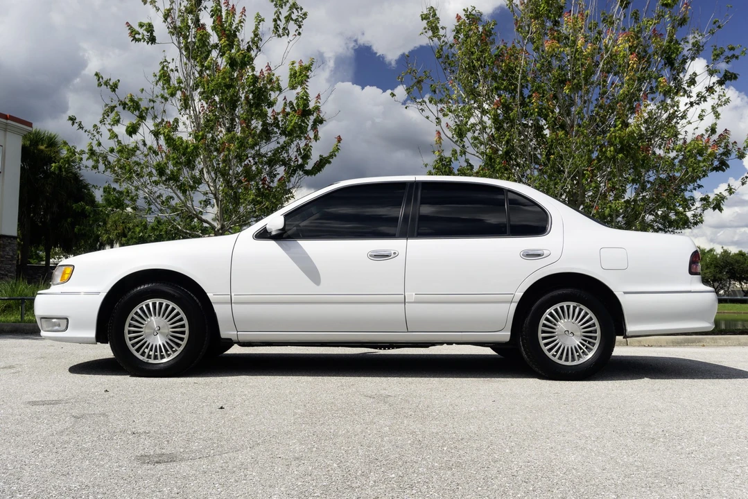 1996 Infiniti I30 1st Gen - Image 5 of 31