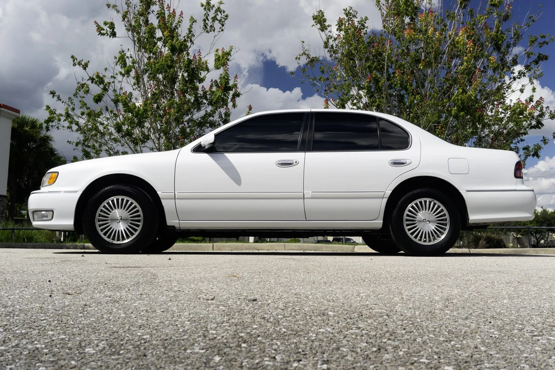 1996 Infiniti I30 1st Gen - Image 4 of 31