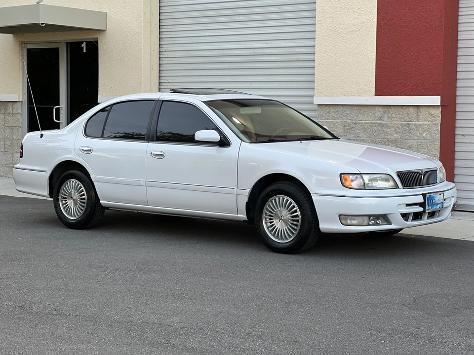 1996 Infiniti I30 1st Gen - Image 8 of 31