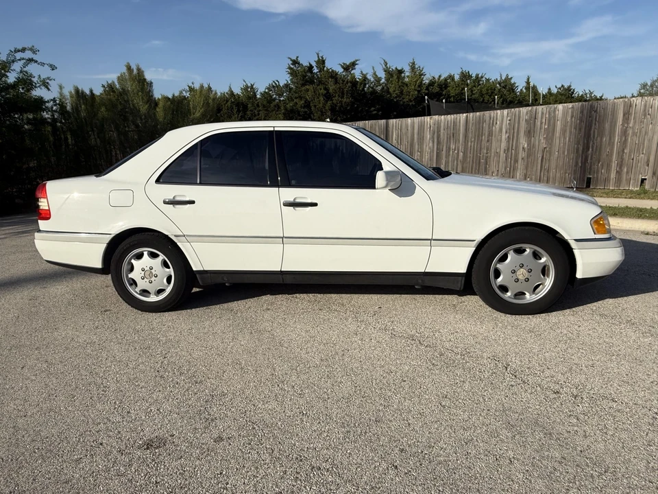1996 Mercedes-Benz W202 C-Class - Image 7 of 31
