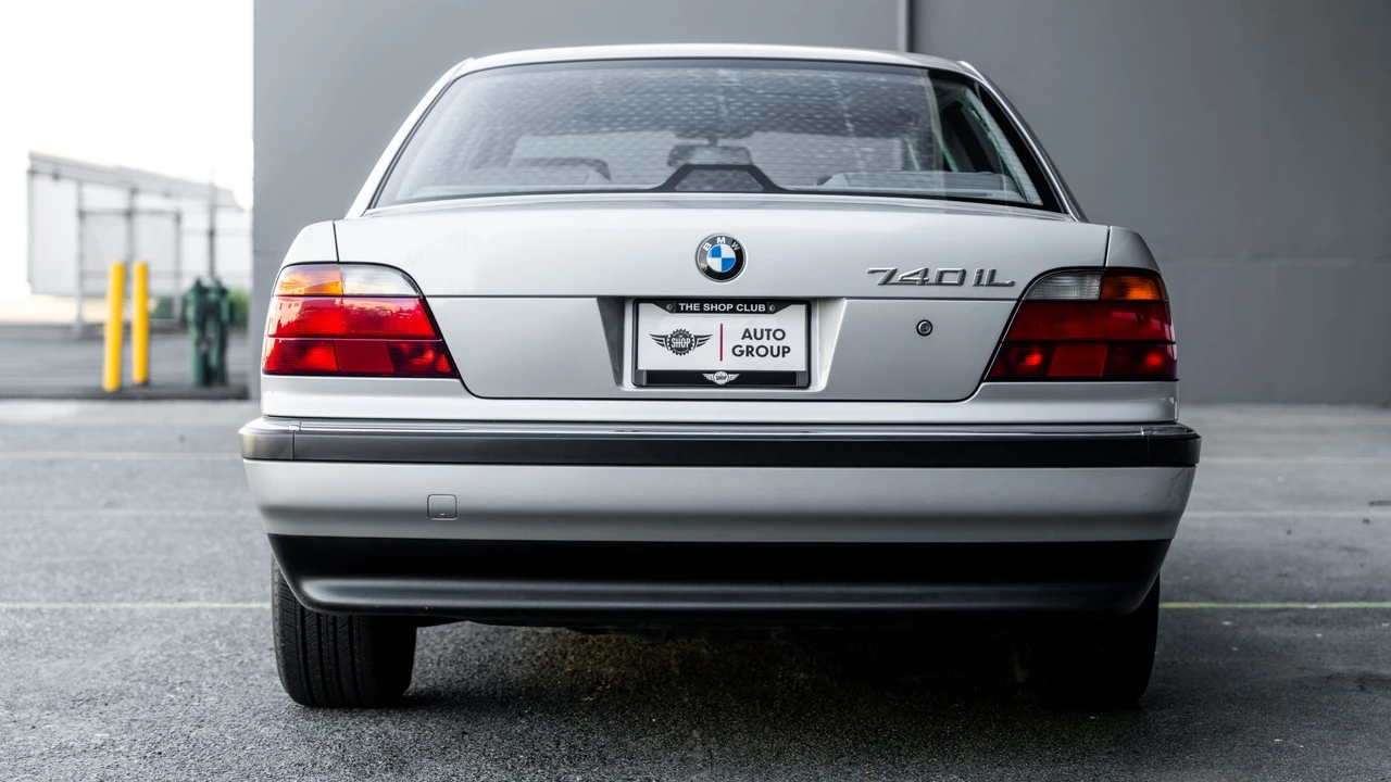 1997 BMW E38 7 Series - Image 9 of 31