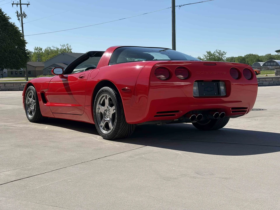 1997 Chevrolet Corvette C5 - Image 12 of 31