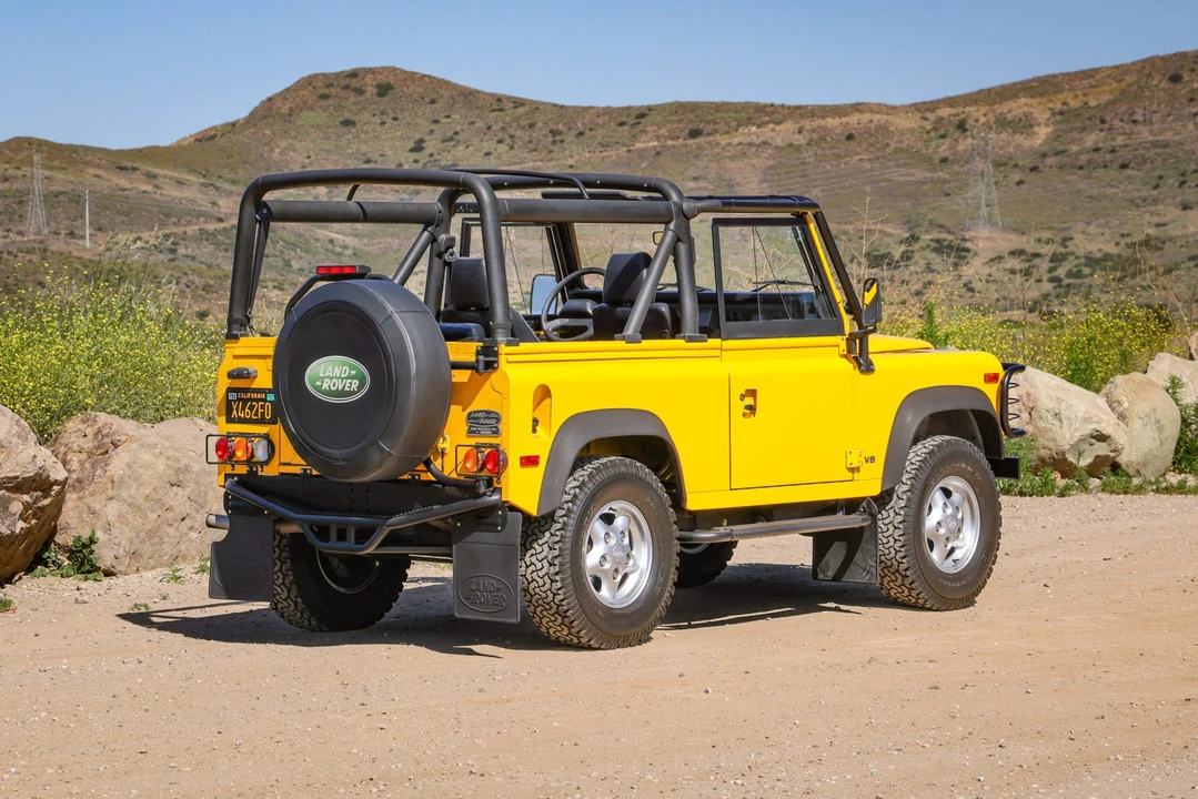 1997 Land Rover Defender 90 - Image 15 of 31