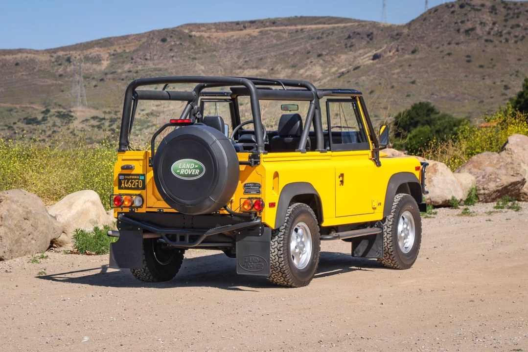 1997 Land Rover Defender 90 - Image 14 of 31