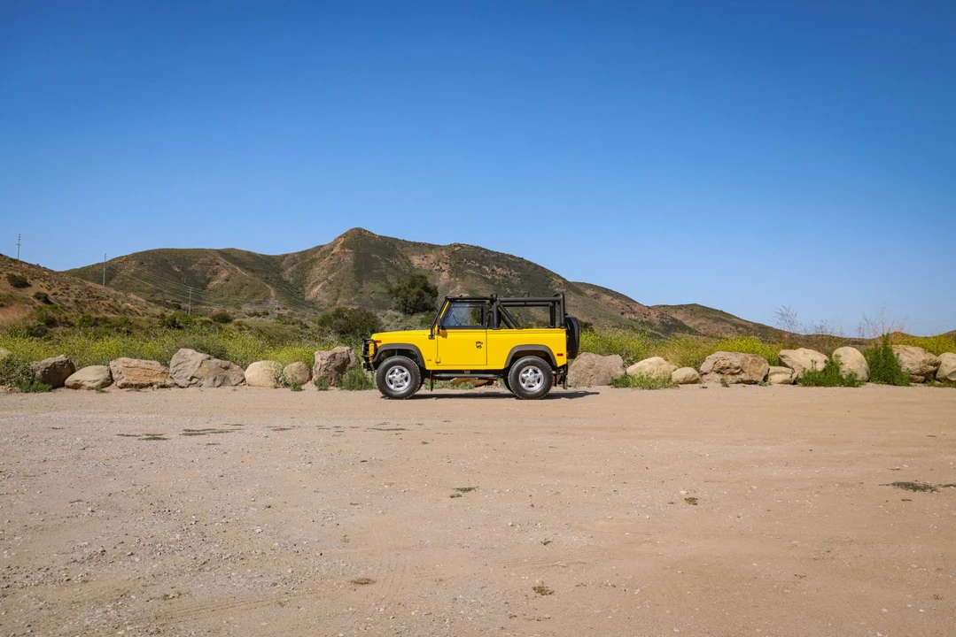 1997 Land Rover Defender 90 - Image 6 of 31