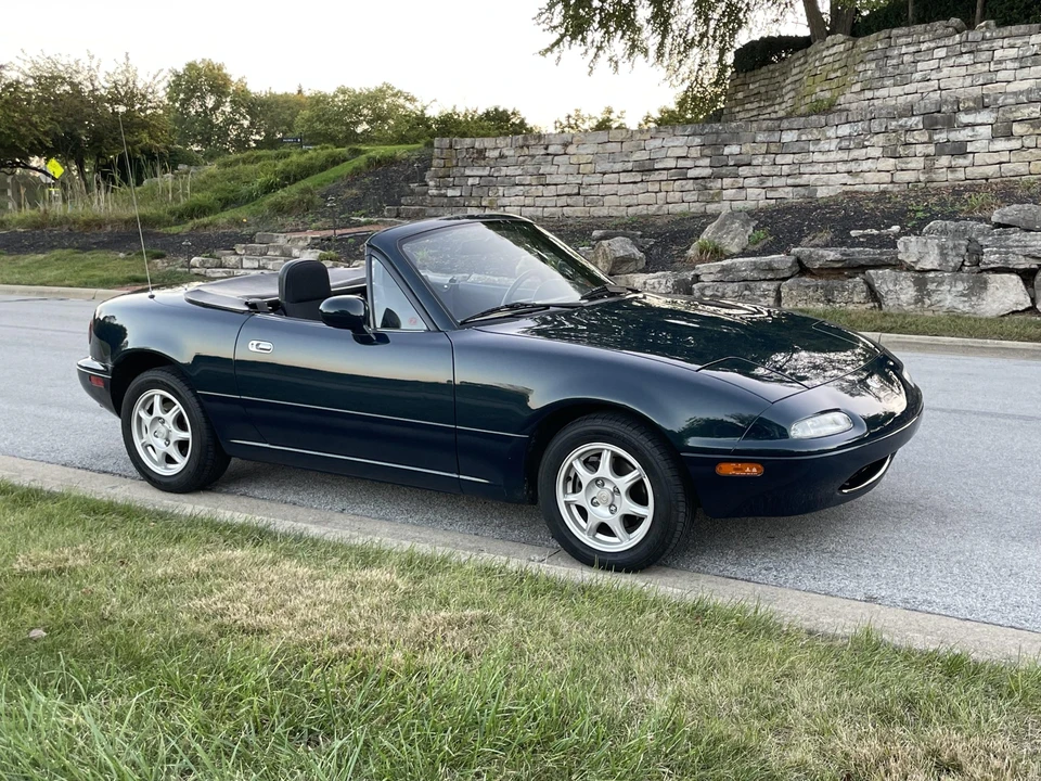 1997 Mazda NA MX-5 Miata - Image 10 of 31