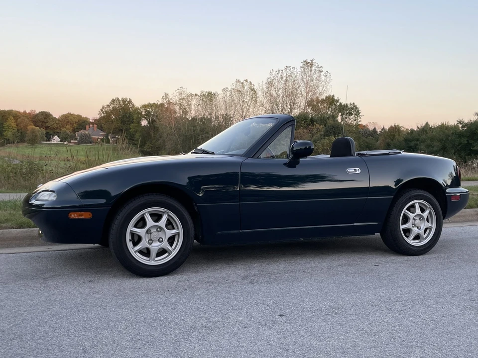 1997 Mazda NA MX-5 Miata - Image 15 of 31
