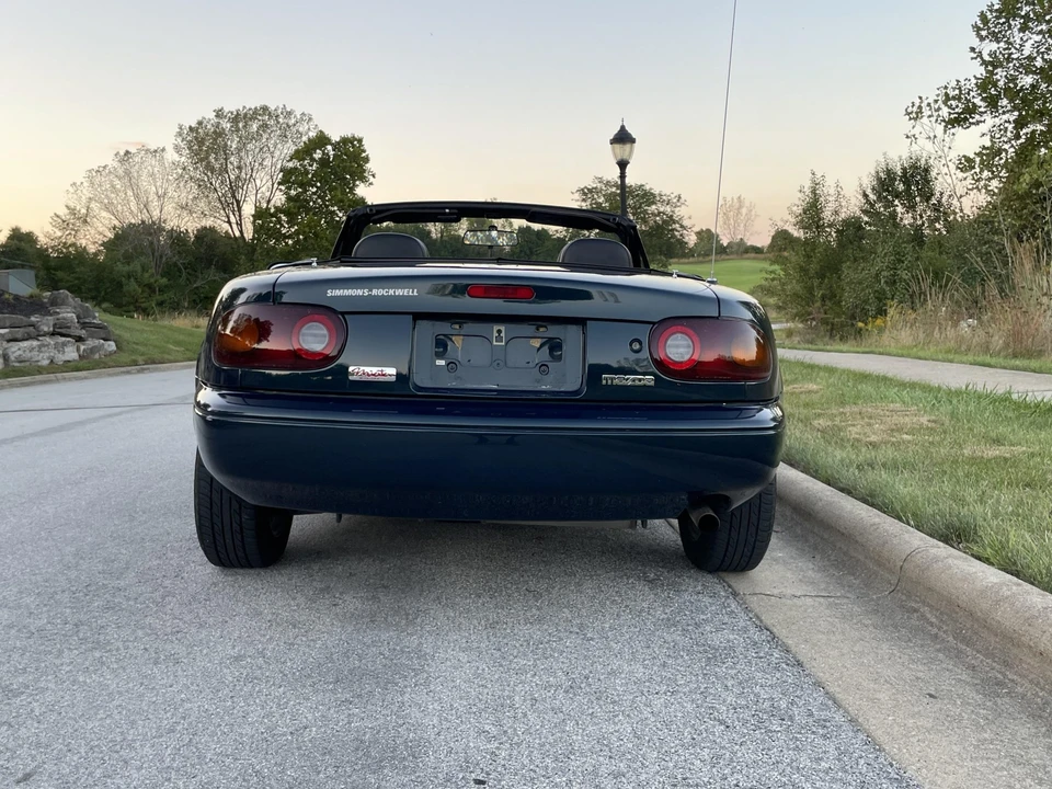 1997 Mazda NA MX-5 Miata - Image 19 of 31