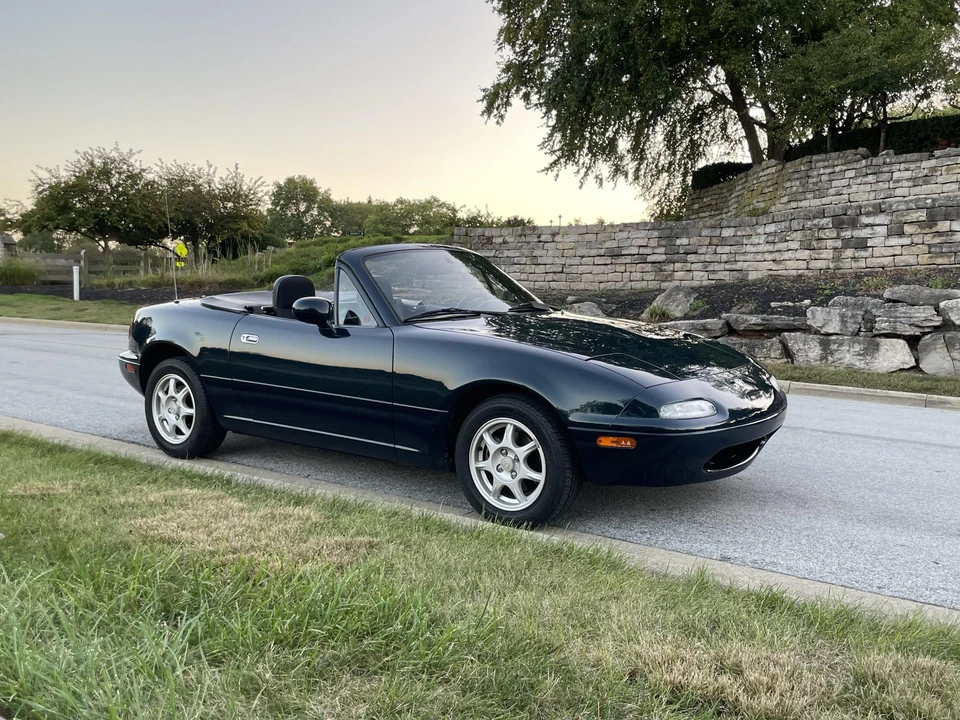 1997 Mazda NA MX-5 Miata - Image 23 of 31