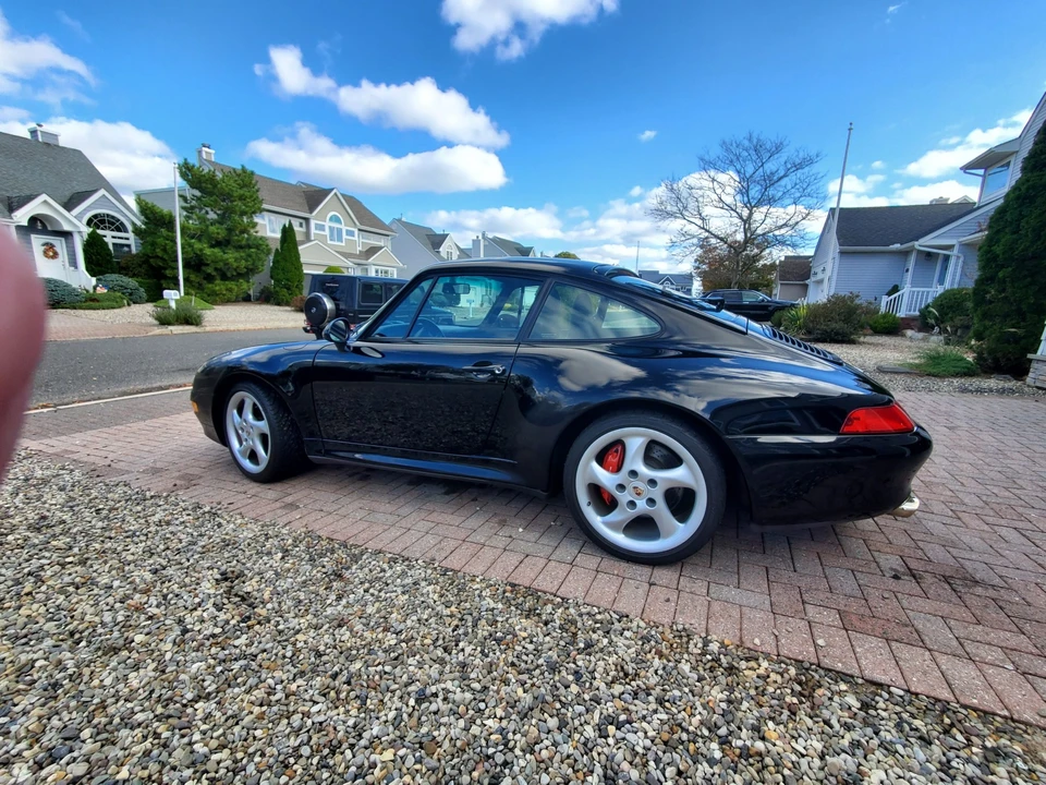 1997 Porsche 993 Carrera 4S - Image 8 of 31