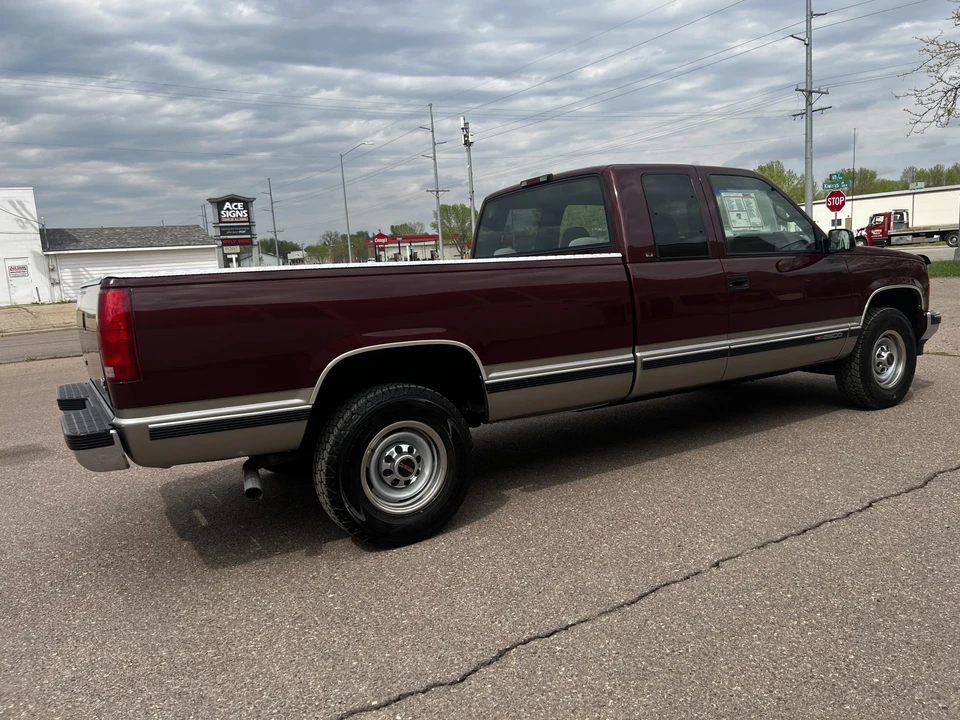 1998 GMC Sierra 1st Gen - Image 14 of 31