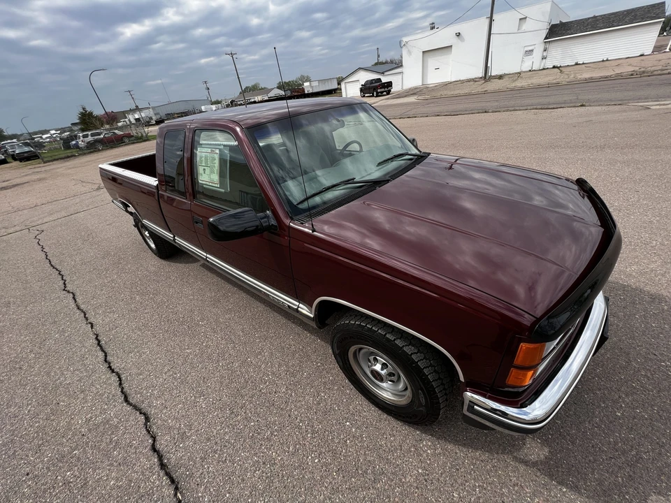 1998 GMC Sierra 1st Gen - Image 9 of 31