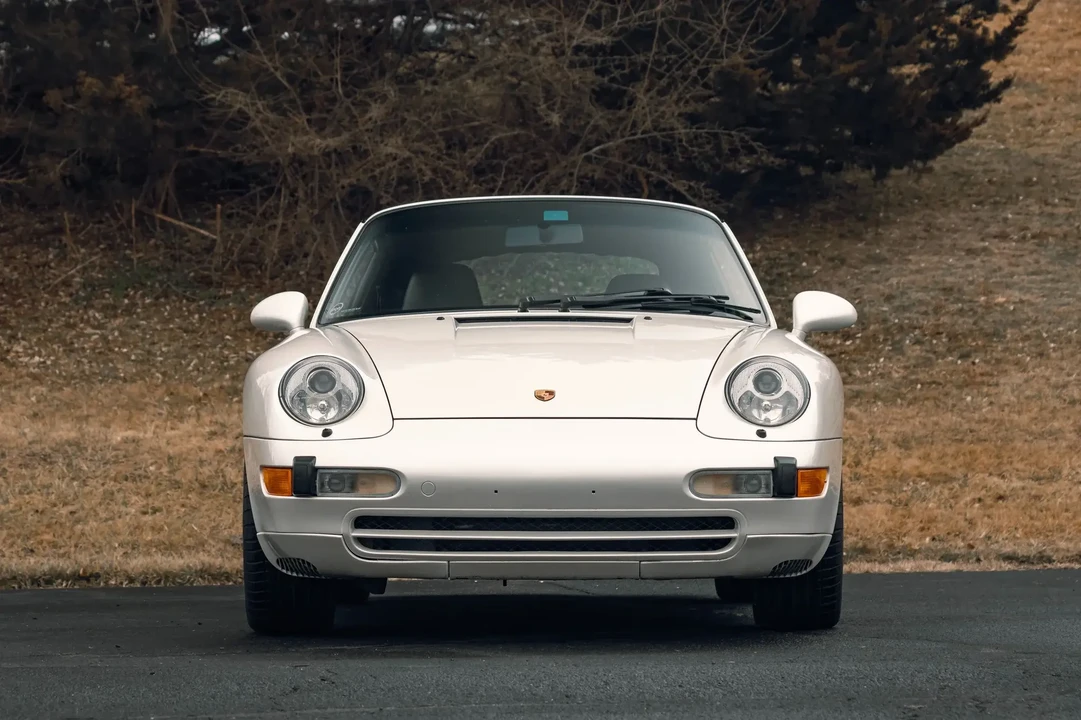 1998 Porsche 993 Carrera 4 - Image 4 of 6